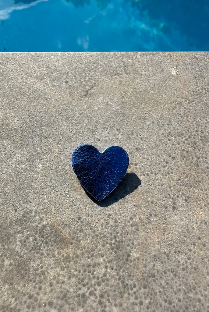 broche coeur bleu roi