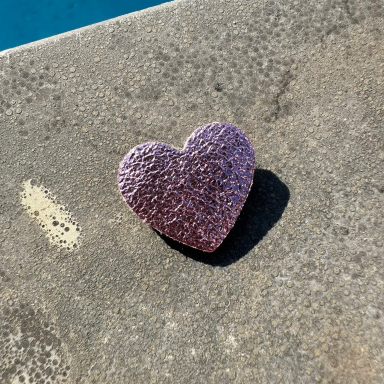 broche coeur rose pale