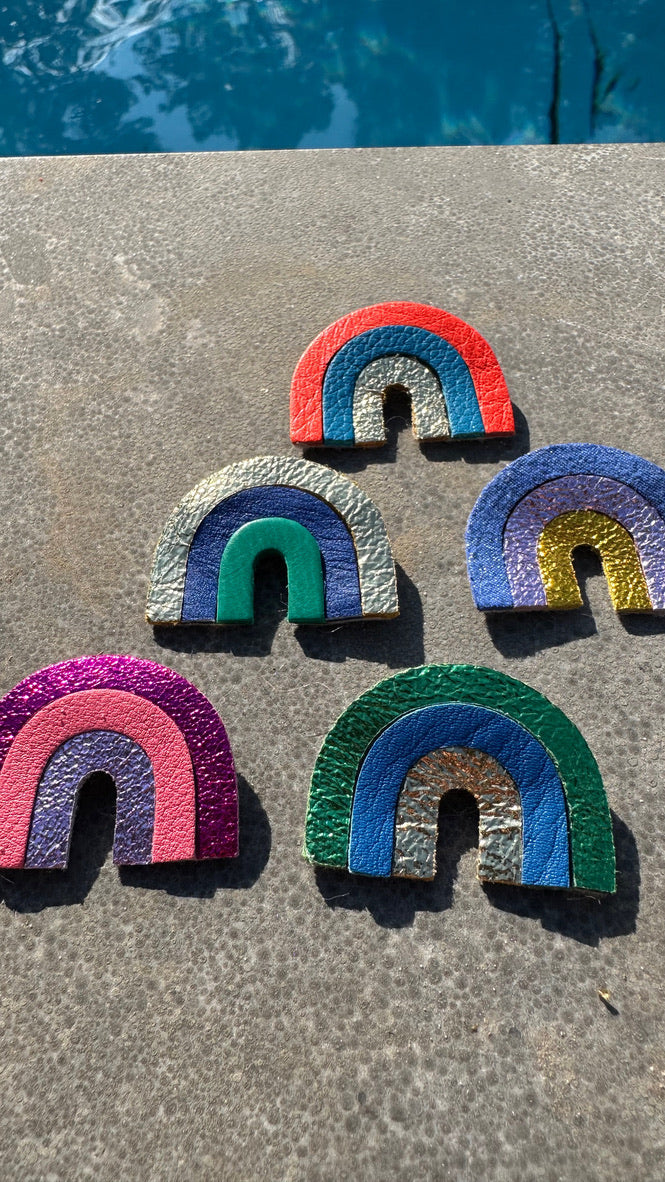 collection broches arc en ciel